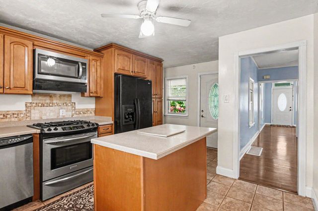 133 E Morrill Avenue, Columbus, OH 43207