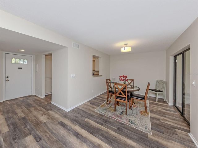 808 CAPRI ISLES BLVD 111, Venice, FL 34292