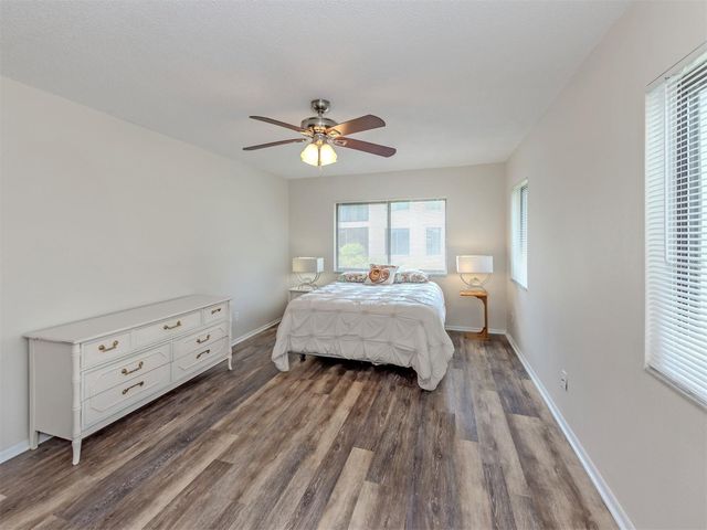 808 CAPRI ISLES BLVD 111, Venice, FL 34292