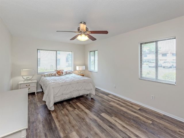 808 CAPRI ISLES BLVD 111, Venice, FL 34292