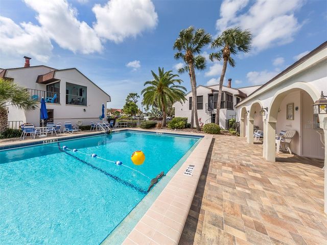 808 CAPRI ISLES BLVD 111, Venice, FL 34292