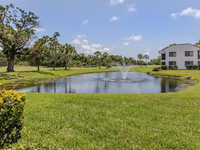 808 CAPRI ISLES BLVD 111, Venice, FL 34292