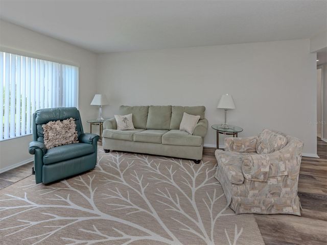 808 CAPRI ISLES BLVD 111, Venice, FL 34292