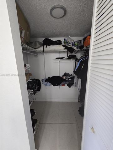 1001 Coral Club Dr 1001, Coral Springs, FL 33071