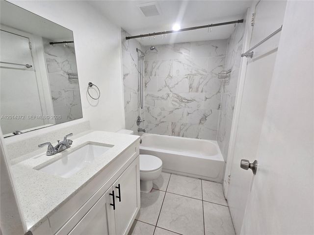 1001 Coral Club Dr 1001, Coral Springs, FL 33071