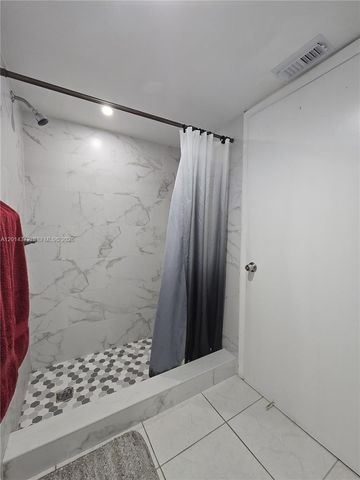 1001 Coral Club Dr 1001, Coral Springs, FL 33071