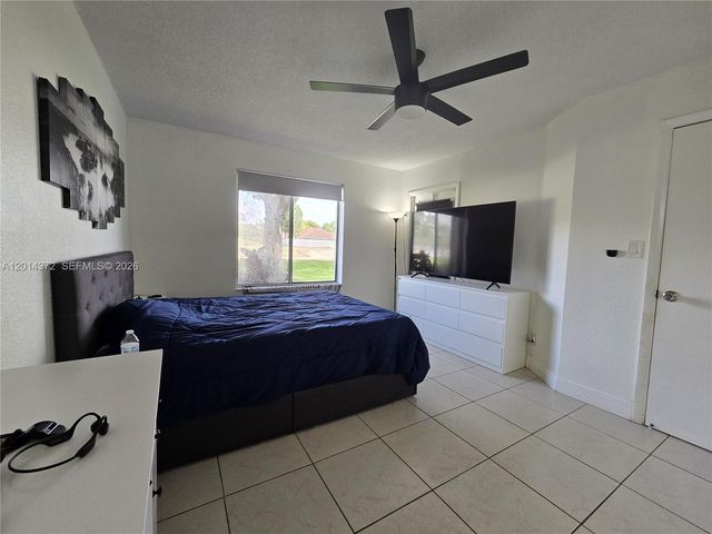 1001 Coral Club Dr 1001, Coral Springs, FL 33071
