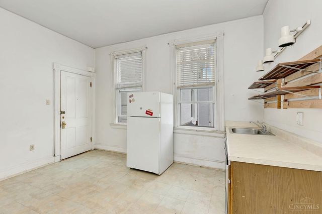 241 Klotter Avenue, Cincinnati, OH 45219