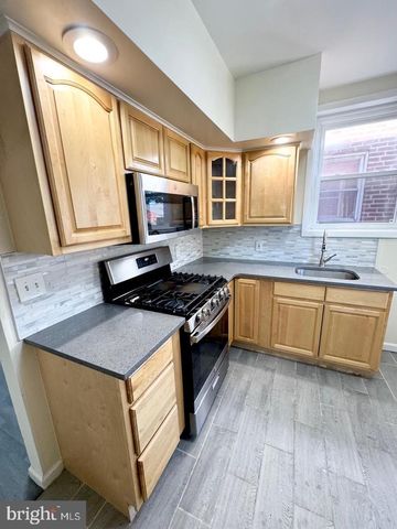 5363 WESTFORD RD, Philadelphia, PA 19120