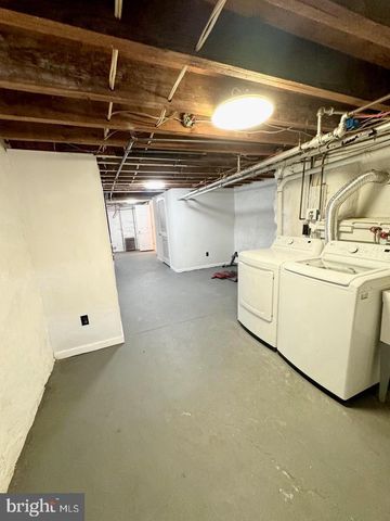 5363 WESTFORD RD, Philadelphia, PA 19120