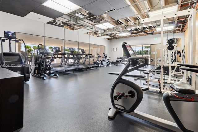 20301 W Country Club Dr PH24, Aventura, FL 33180