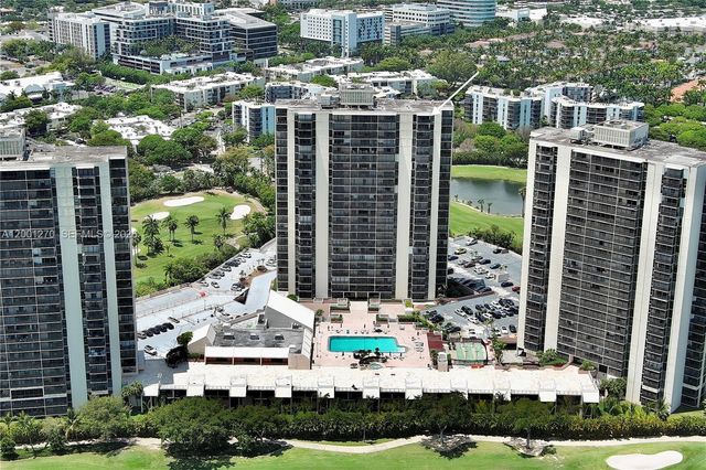 20301 W Country Club Dr PH24, Aventura, FL 33180