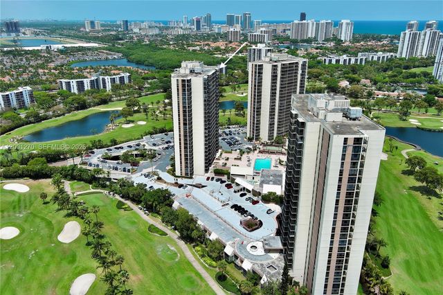 20301 W Country Club Dr PH24, Aventura, FL 33180