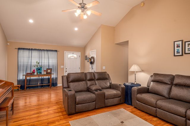259 Prosperity Ln, Chattanooga, TN 37421