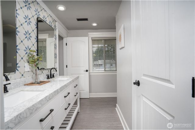 30815 Webster Road E, Eatonville, WA 98328