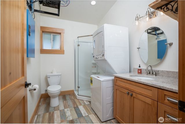 30815 Webster Road E, Eatonville, WA 98328
