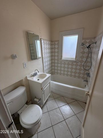 72 W WILLETTA Street A, Phoenix, AZ 85003