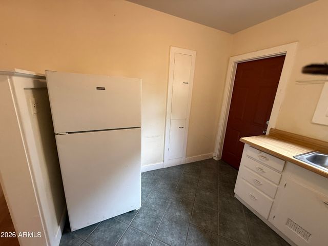 72 W WILLETTA Street A, Phoenix, AZ 85003