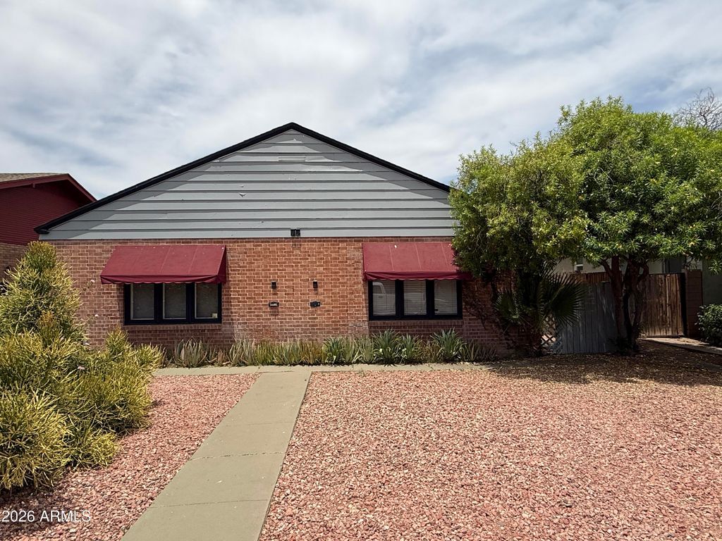 72 W WILLETTA Street A, Phoenix, AZ 85003