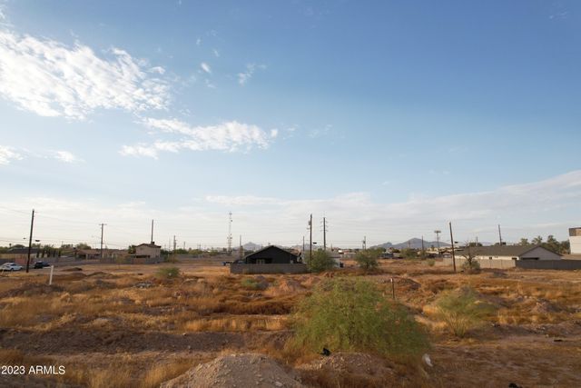2804 E BROADWAY Road -, Phoenix, AZ 85040