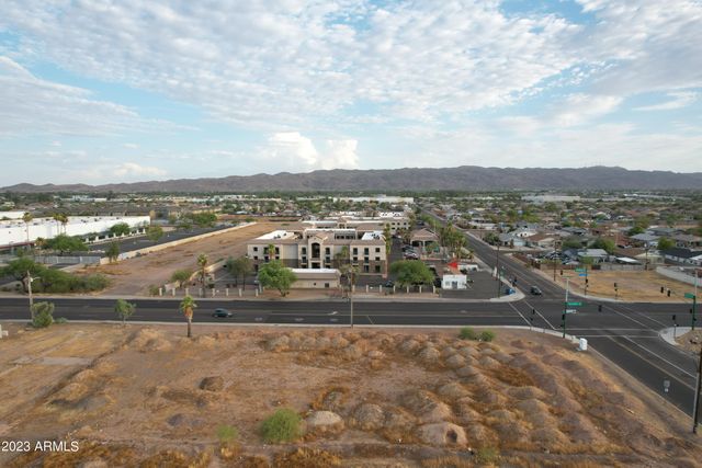 2804 E BROADWAY Road -, Phoenix, AZ 85040