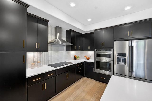 827 Redberry Way, San Jose, CA 95117