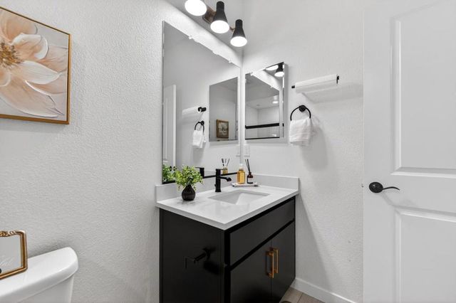 827 Redberry Way, San Jose, CA 95117