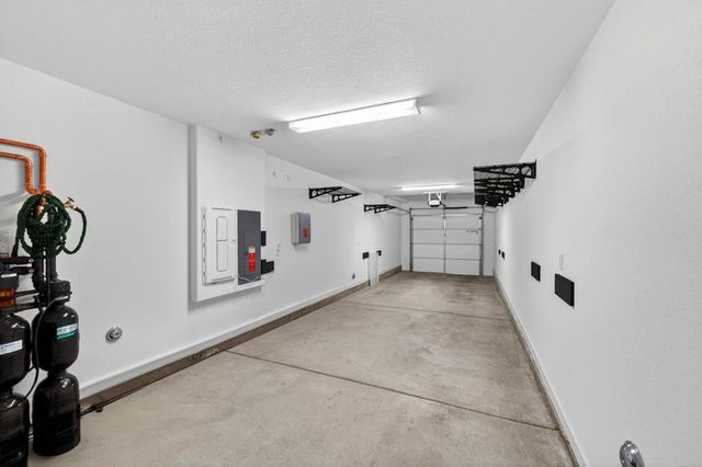 827 Redberry Way, San Jose, CA 95117