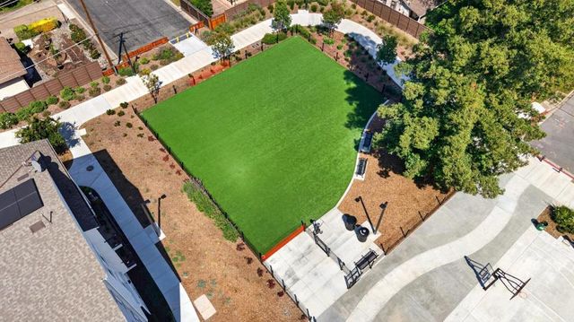 827 Redberry Way, San Jose, CA 95117