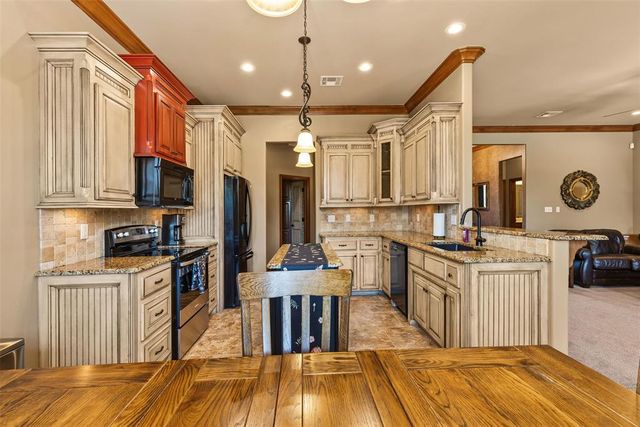 26808 Briar Oak Drive, Blanchard, OK 73010