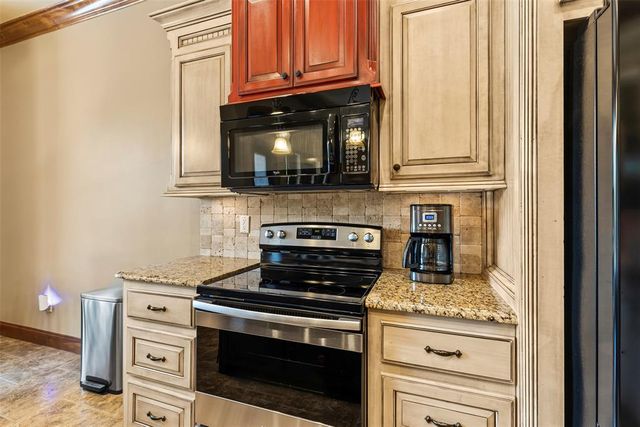 26808 Briar Oak Drive, Blanchard, OK 73010