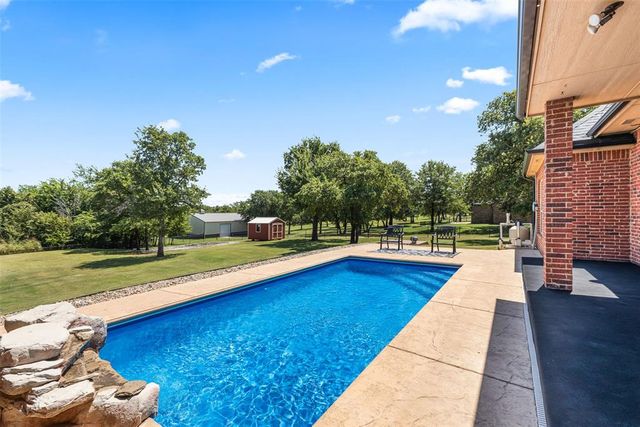 26808 Briar Oak Drive, Blanchard, OK 73010