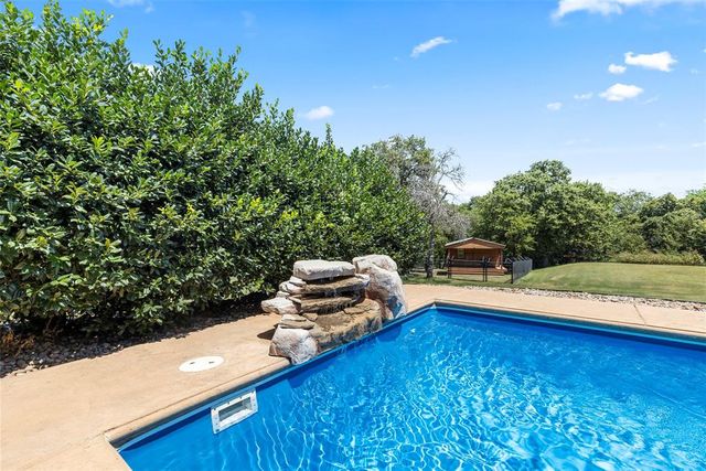 26808 Briar Oak Drive, Blanchard, OK 73010