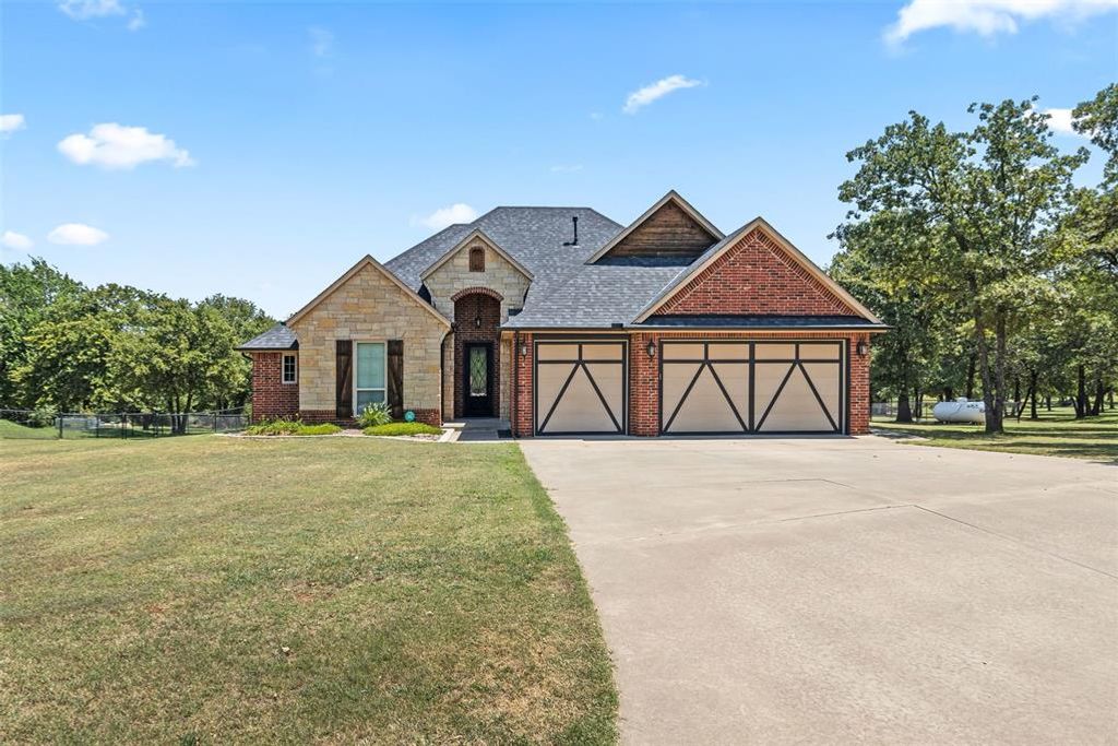 26808 Briar Oak Drive, Blanchard, OK 73010