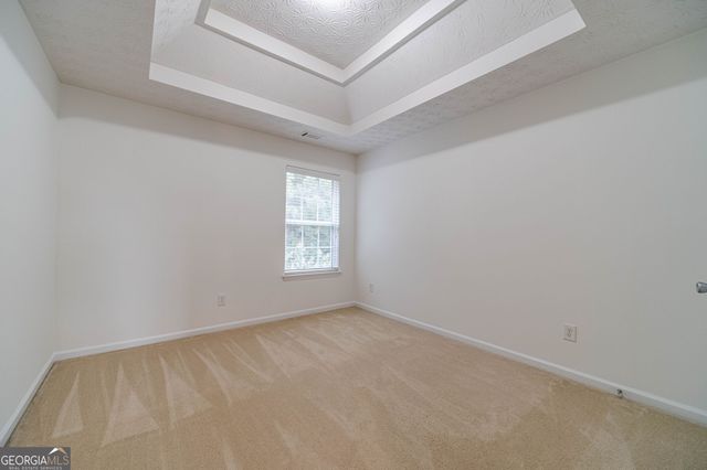 4523 Grove Lake Street, Loganville, GA 30052