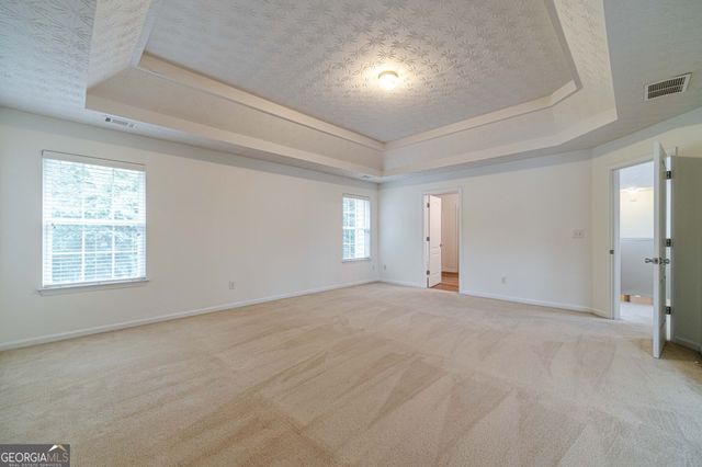 4523 Grove Lake Street, Loganville, GA 30052