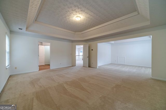 4523 Grove Lake Street, Loganville, GA 30052