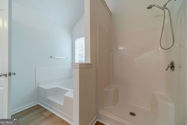 4523 Grove Lake Street, Loganville, GA 30052