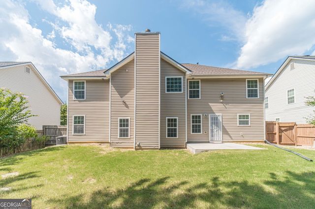 4523 Grove Lake Street, Loganville, GA 30052