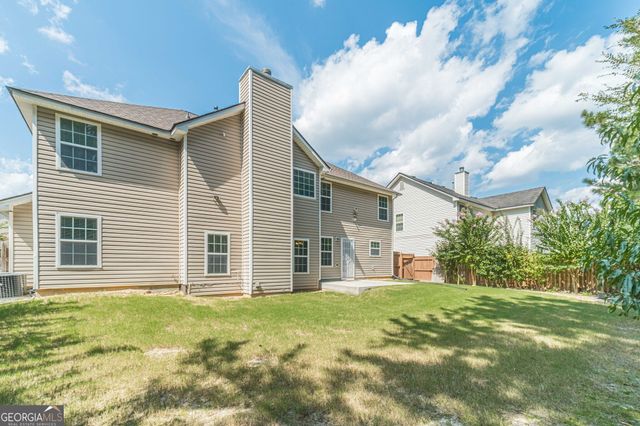 4523 Grove Lake Street, Loganville, GA 30052