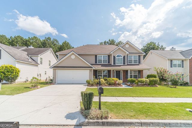 4523 Grove Lake Street, Loganville, GA 30052