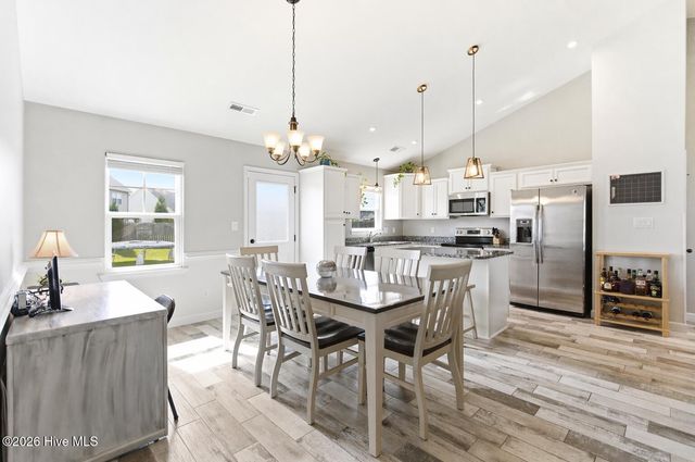 116 Bridgeport Drive, Sneads Ferry, NC 28460