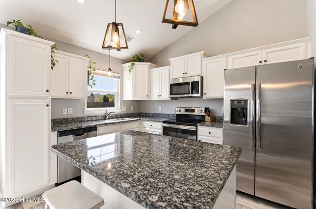 116 Bridgeport Drive, Sneads Ferry, NC 28460