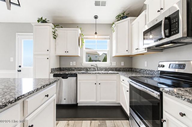 116 Bridgeport Drive, Sneads Ferry, NC 28460