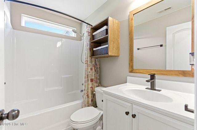 116 Bridgeport Drive, Sneads Ferry, NC 28460