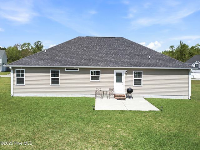 116 Bridgeport Drive, Sneads Ferry, NC 28460