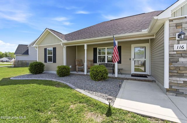 116 Bridgeport Drive, Sneads Ferry, NC 28460
