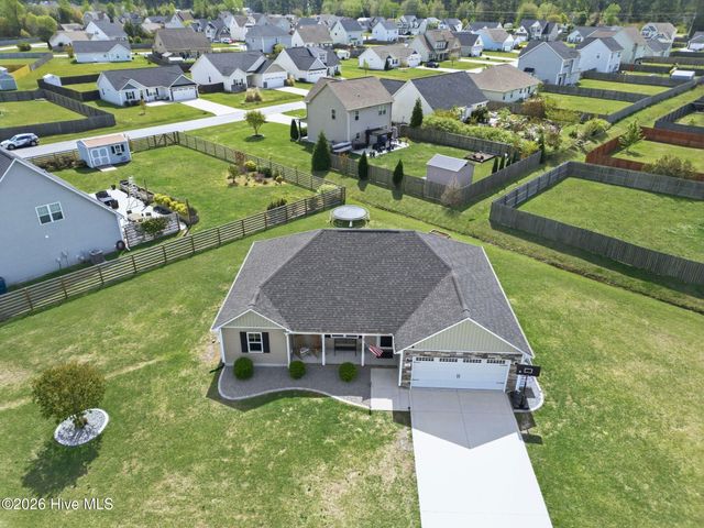 116 Bridgeport Drive, Sneads Ferry, NC 28460