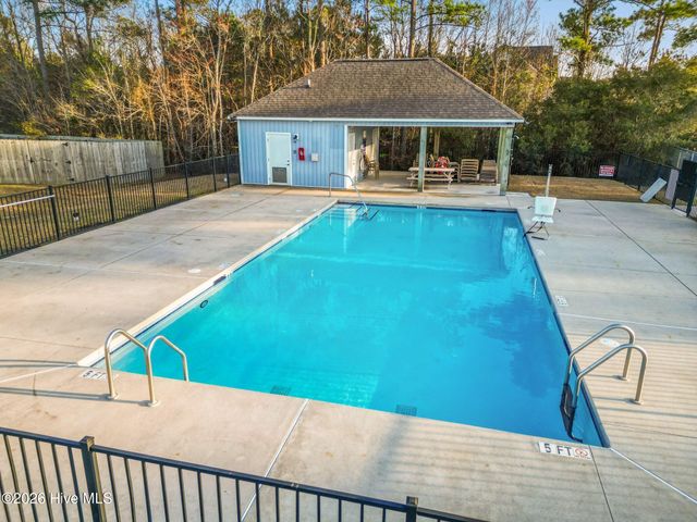 116 Bridgeport Drive, Sneads Ferry, NC 28460