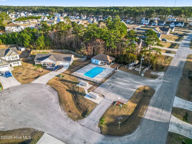 116 Bridgeport Drive, Sneads Ferry, NC 28460
